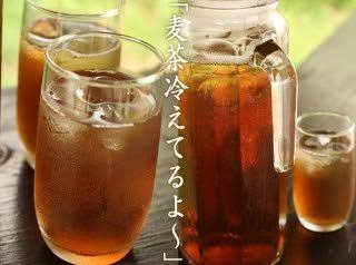 冷たい飲み物の画像を貼って涼みましょう