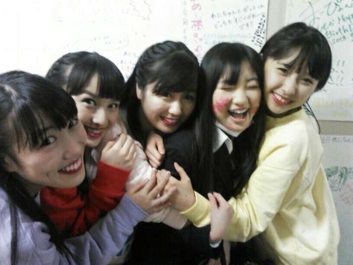 芸能人の仲間はずれの画像