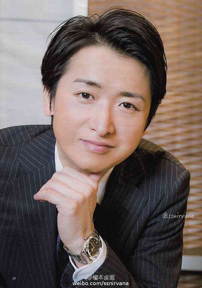 おでこを出している芸能人の画像を貼るトピ