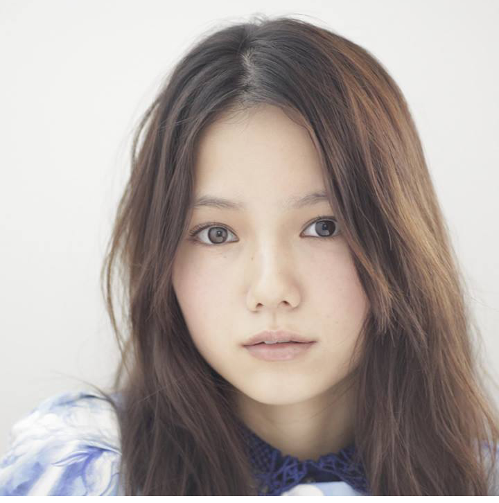 おでこを出している芸能人の画像を貼るトピ