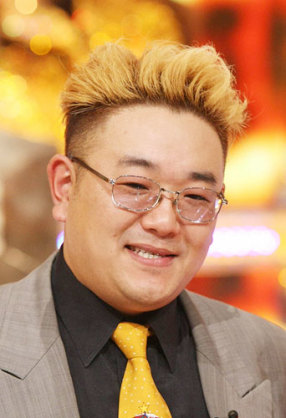 おでこを出している芸能人の画像を貼るトピ