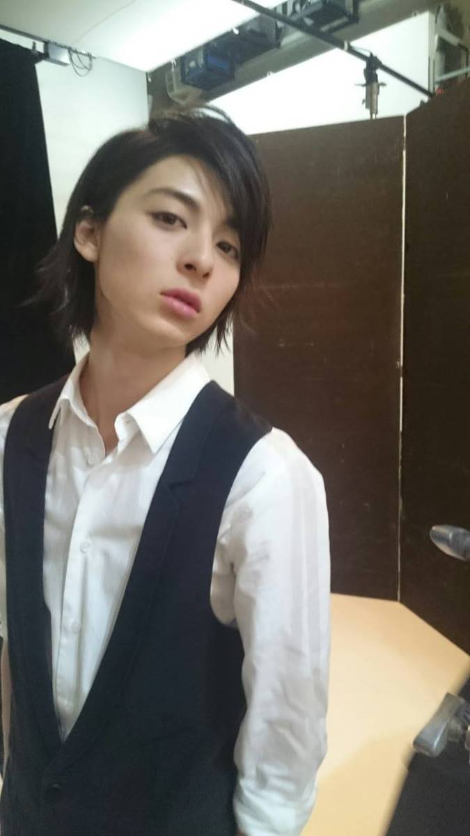 真剣佑、ビバリーヒルズで過ごした高校時代明かす 共演者驚きの華やかエピソード