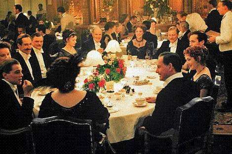 皆で食べるとより美味しい物