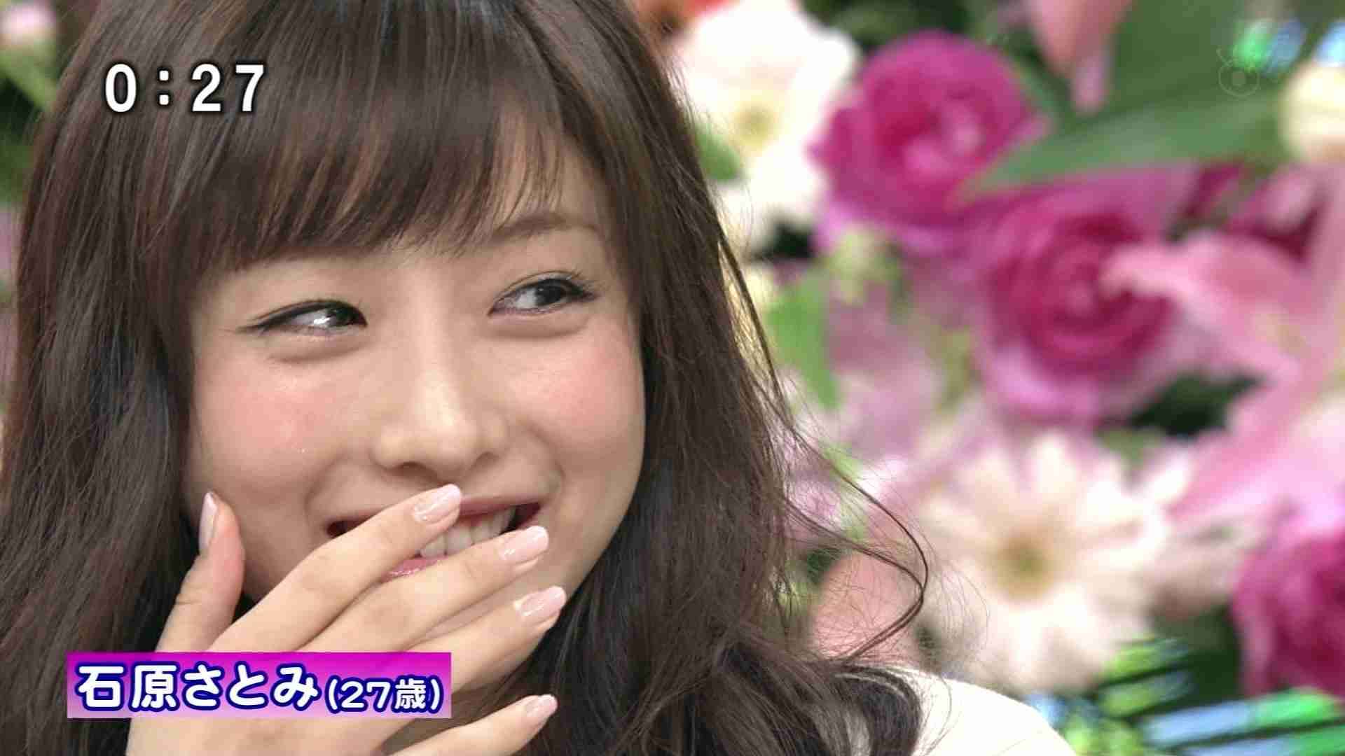 石原さとみの美しすぎるアップ、美肌にグッと迫るため息モノの一枚。