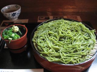 暑いですね～、冷蔵庫にある物で何か１つ出して下さいな