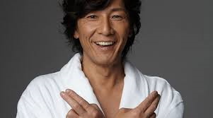 女の武器はわかるけど男の武器って