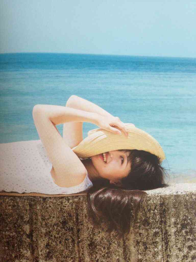 【今日は海の日】海と有名人の画像を貼るトピ