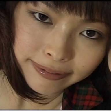 セクシータレント 紗倉まなの金髪ショートに反響「かわいすぎるー！」「きゃわわ」