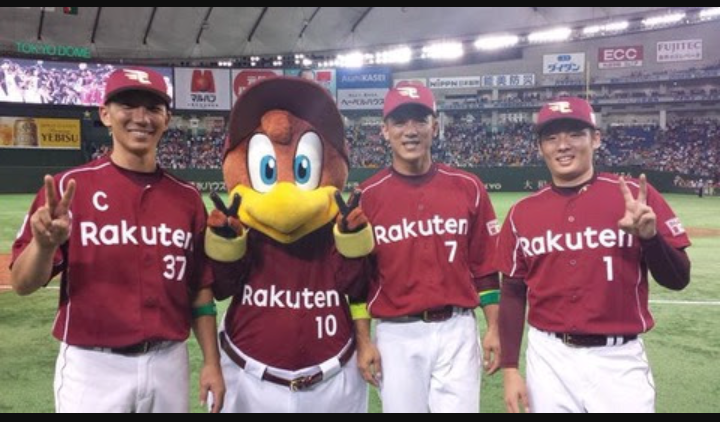 球団マスコットと選手がじゃれてる画像下さい！