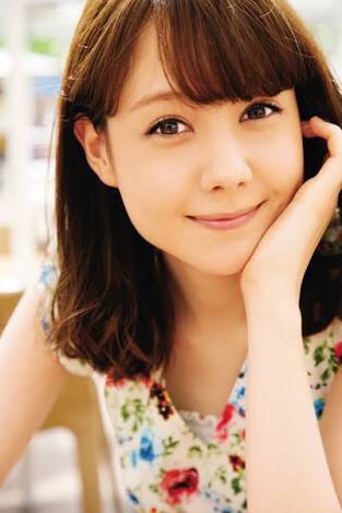 ベッキー「私元気です」不倫騒動後初めてファンの前に姿見せる