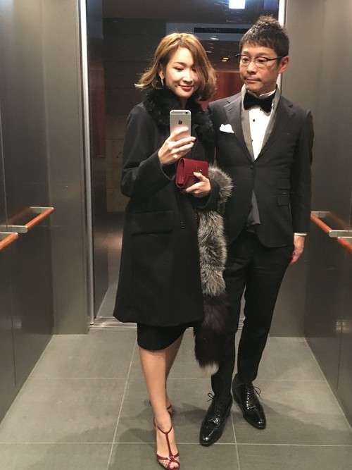 紗栄子の美ヒップに釘付け！ビキニ姿でヘルシーボディ開放