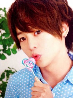 今あなたの隣に誰でも来てくれるとしたら誰を呼ぶ？