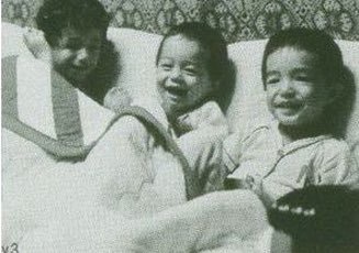 ジャニーズタレントの幼少期の画像を貼るトピ