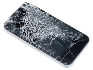 スマホ画面が割れたままの人!!