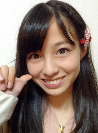 橋本環奈の“オトナ”な姿に反響「肌見せがまぶしい」「本当に完璧」