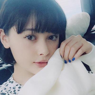 お人形さんみたいな顔の芸能人
