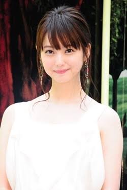 お人形さんみたいな顔の芸能人