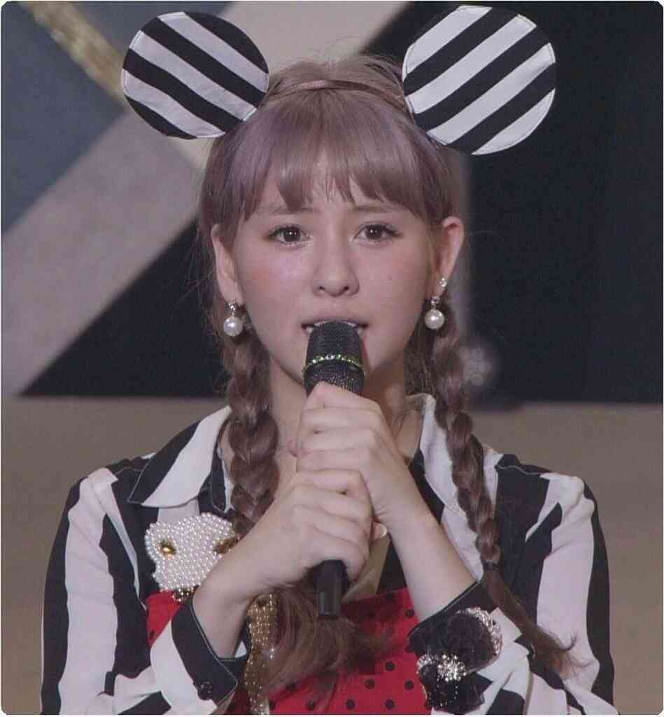 お人形さんみたいな顔の芸能人