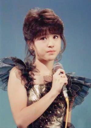 お人形さんみたいな顔の芸能人