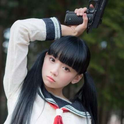 お人形さんみたいな顔の芸能人