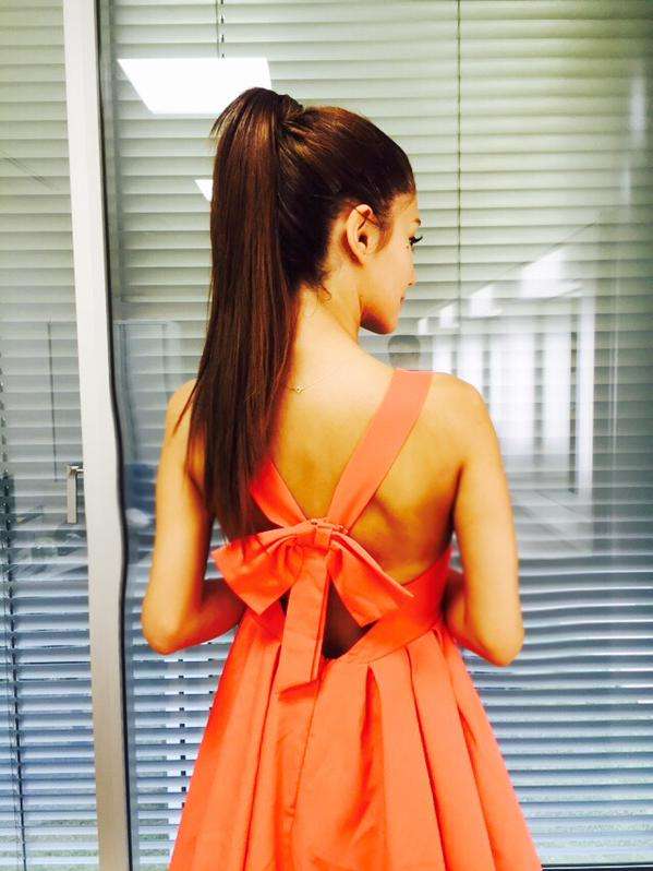 ダレノガレ明美とおのののかがSNSに同じ写真を投稿、その違いが話題