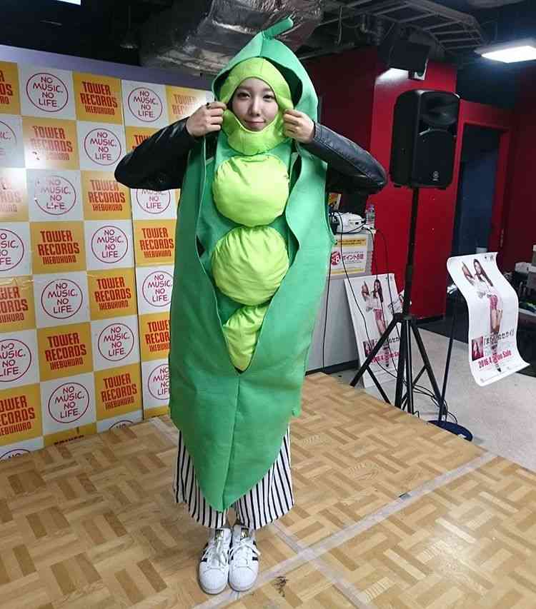 ざわちんの“きゃりー”ものまねメイク大絶賛