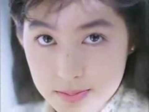鈴木保奈美、菊池桃子のフジ連ドラに「時代遅れで観たい要素が一つもない!」