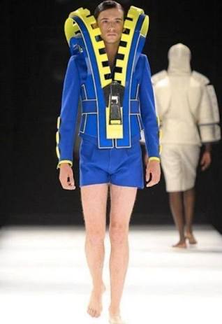 奇抜なファッション