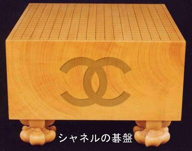 ブランドバッグ持ってますか？