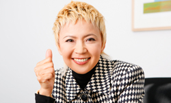 NEWS・手越祐也、人前でのキス推奨「そっちの方が興奮」