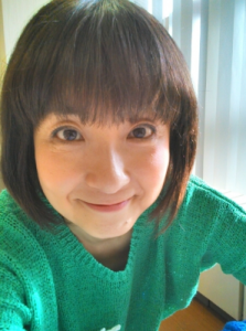 板野友美がウエディングドレスをプロデュース 自身の結婚観は…