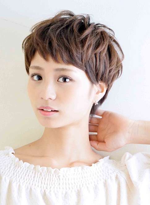 かわいいショートヘアー