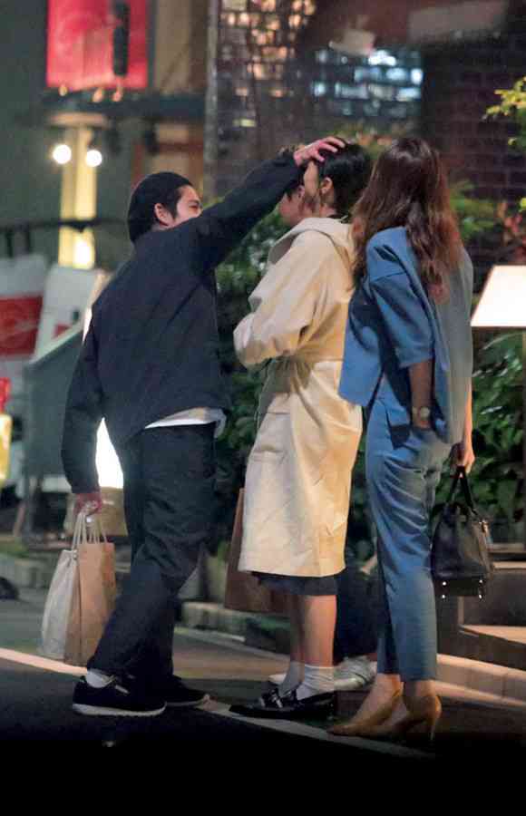 賀来賢人&榮倉奈々が結婚 交際1年でゴールイン「とても幸せです」