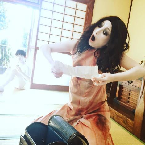 映画で強い女性の画像を貼ってください