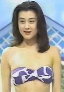 藤原紀香、魅惑金ドレスで登場 “梨園の妻”らしい挨拶で会場沸かせる