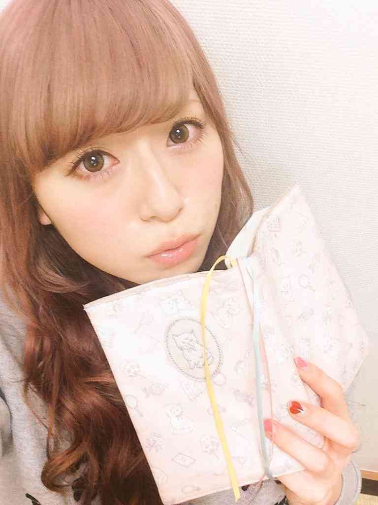 女性に好かれる女性の特徴