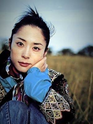 女性に好かれる女性の特徴