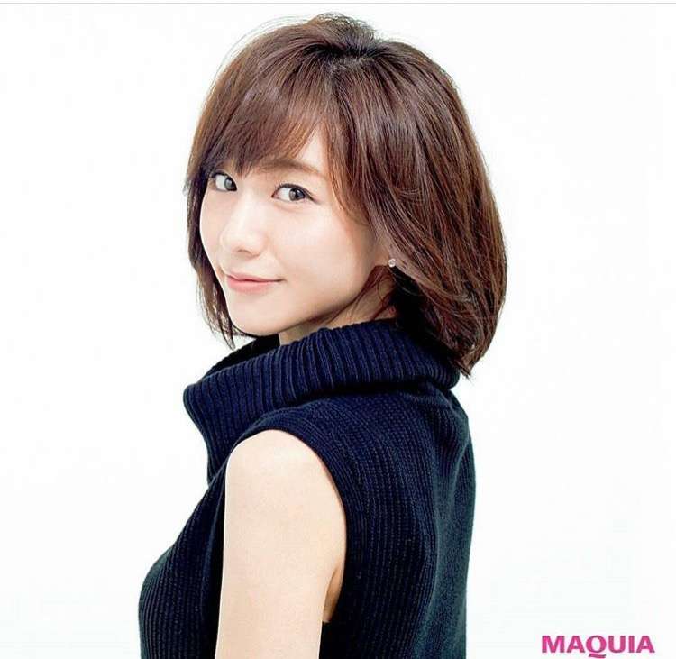 小島よしお、妻とのツーショット写真を公開