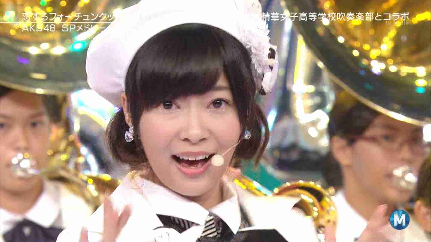 HKT48指原莉乃＆平成ノブシコブシ吉村崇、AKB48新曲MVで挙式＆披露宴 誓いのキスも!?