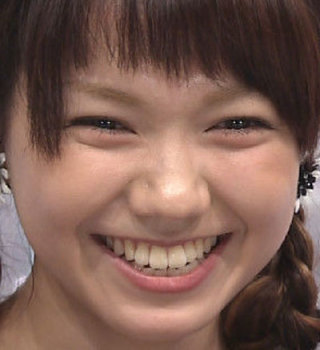 歯並びキレイな人の写真見せてください