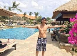 水着が似合う男性有名人の画像を貼ろうじゃないの