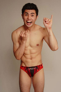 水着が似合う男性有名人の画像を貼ろうじゃないの