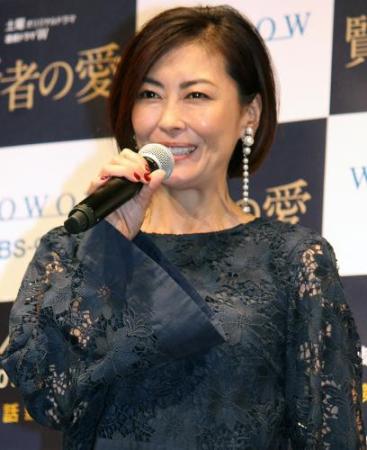 中山美穂、竜星涼と23歳差濃厚ラブシーン「調教のしがいがありました」