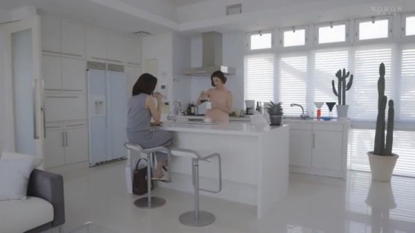 中山美穂、竜星涼と23歳差濃厚ラブシーン「調教のしがいがありました」