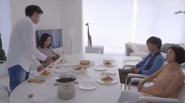 中山美穂、竜星涼と23歳差濃厚ラブシーン「調教のしがいがありました」