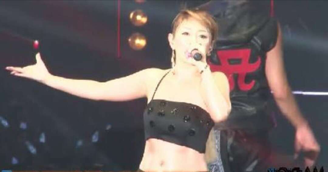 浜崎あゆみ水色セクシードレスで『a-nation』13度目のトリ
