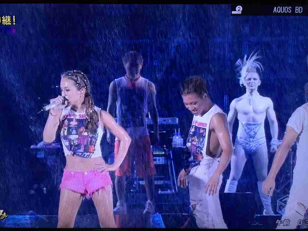 浜崎あゆみ水色セクシードレスで『a-nation』13度目のトリ