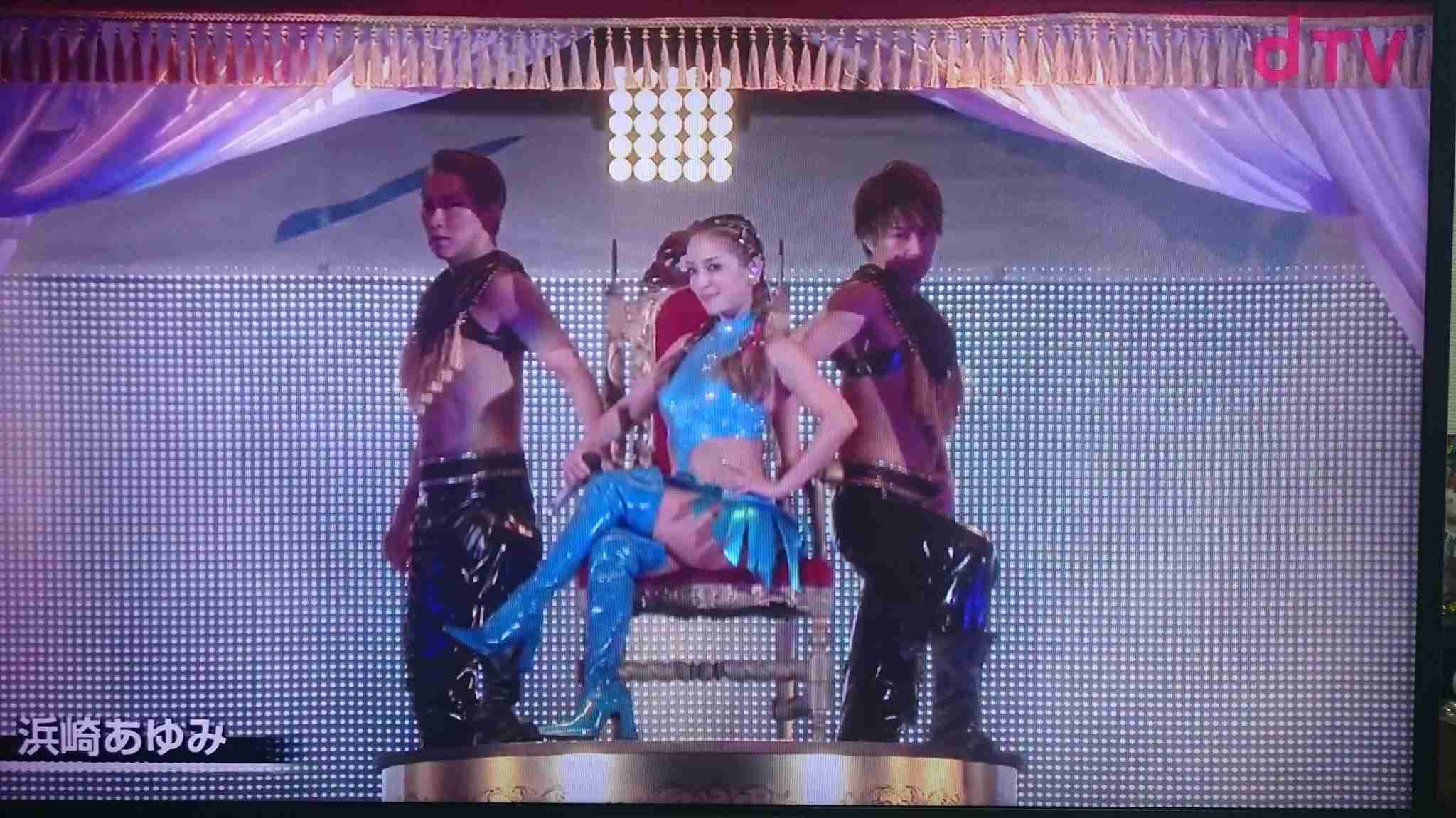 浜崎あゆみ水色セクシードレスで『a-nation』13度目のトリ
