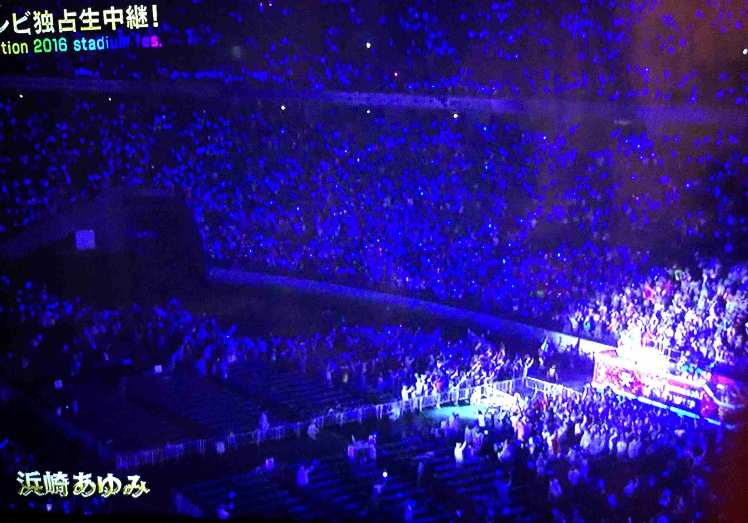 浜崎あゆみ水色セクシードレスで『a-nation』13度目のトリ