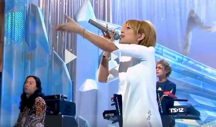 浜崎あゆみ水色セクシードレスで『a-nation』13度目のトリ